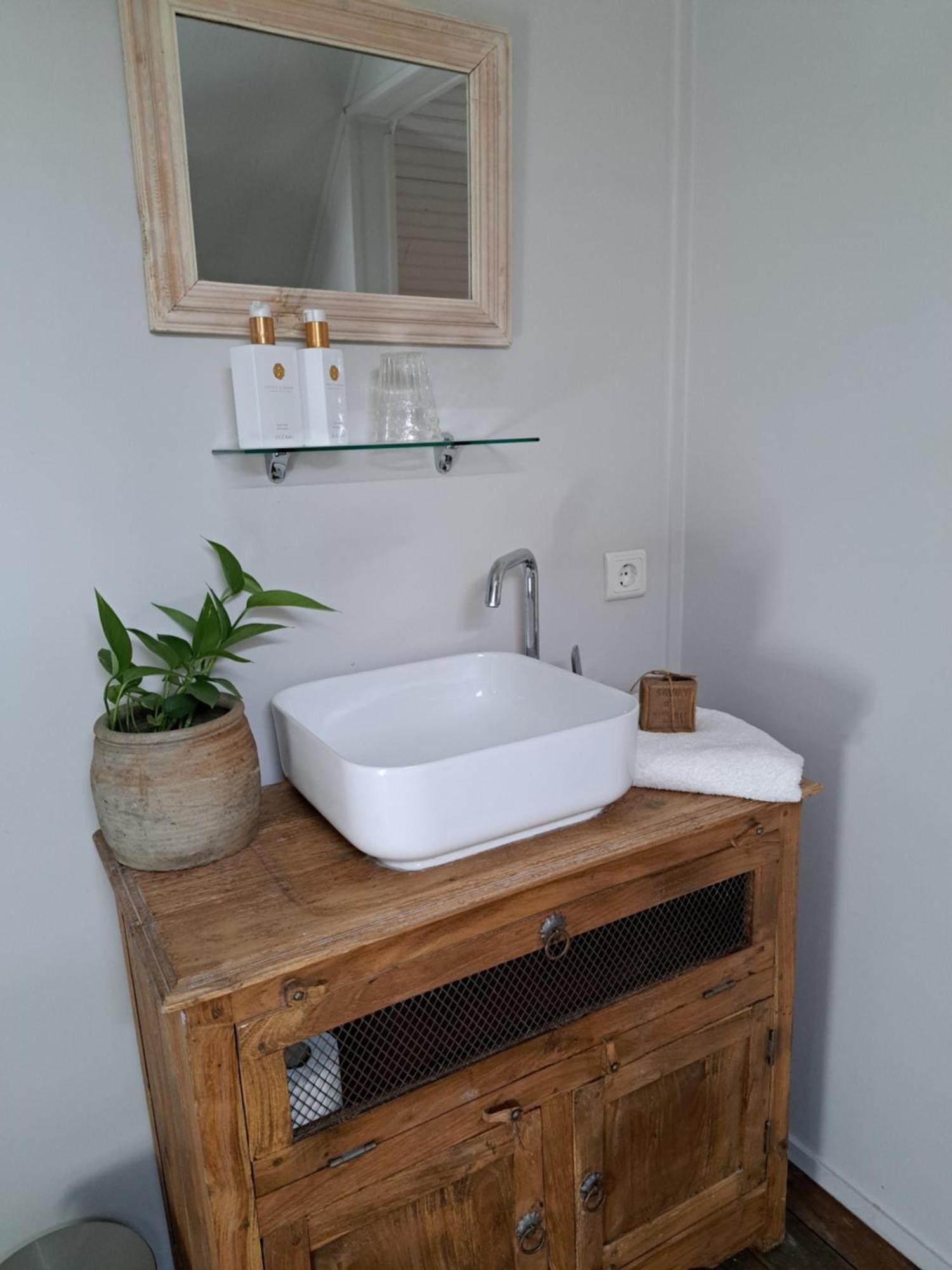Bed and Breakfast Chez Nous Brigueuil-le-Chantre Esterno foto